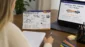 PILOSA.STUDY Flashcards Prepositions - Visible everywhere, for example on the desk